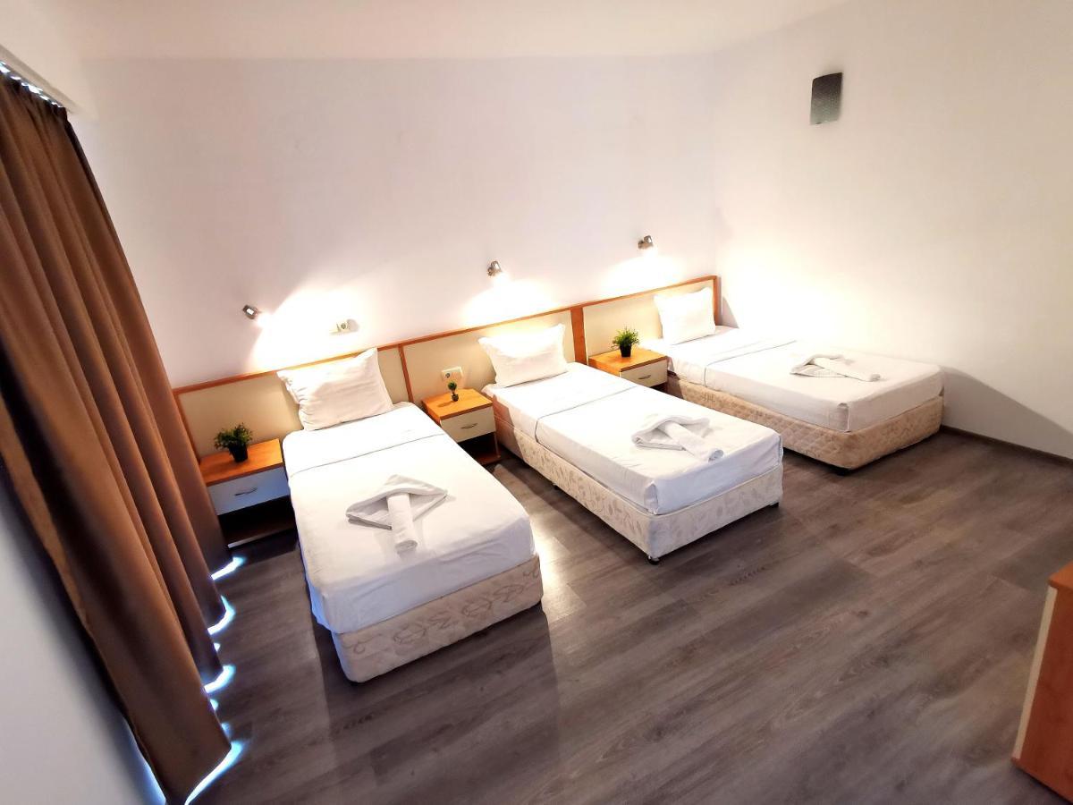 Hotel Largo Beach Slăntjev Brjag Exteriör bild