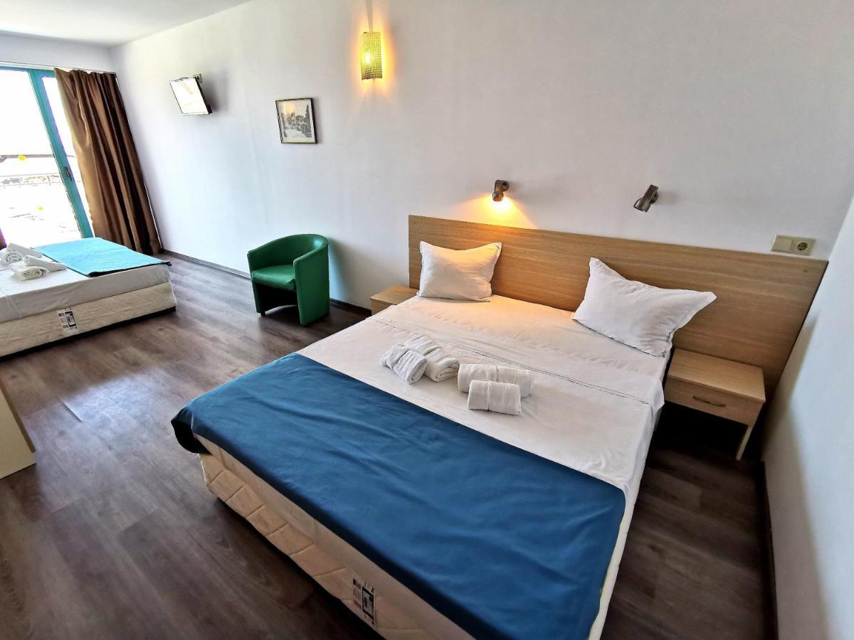 Hotel Largo Beach Slăntjev Brjag Exteriör bild