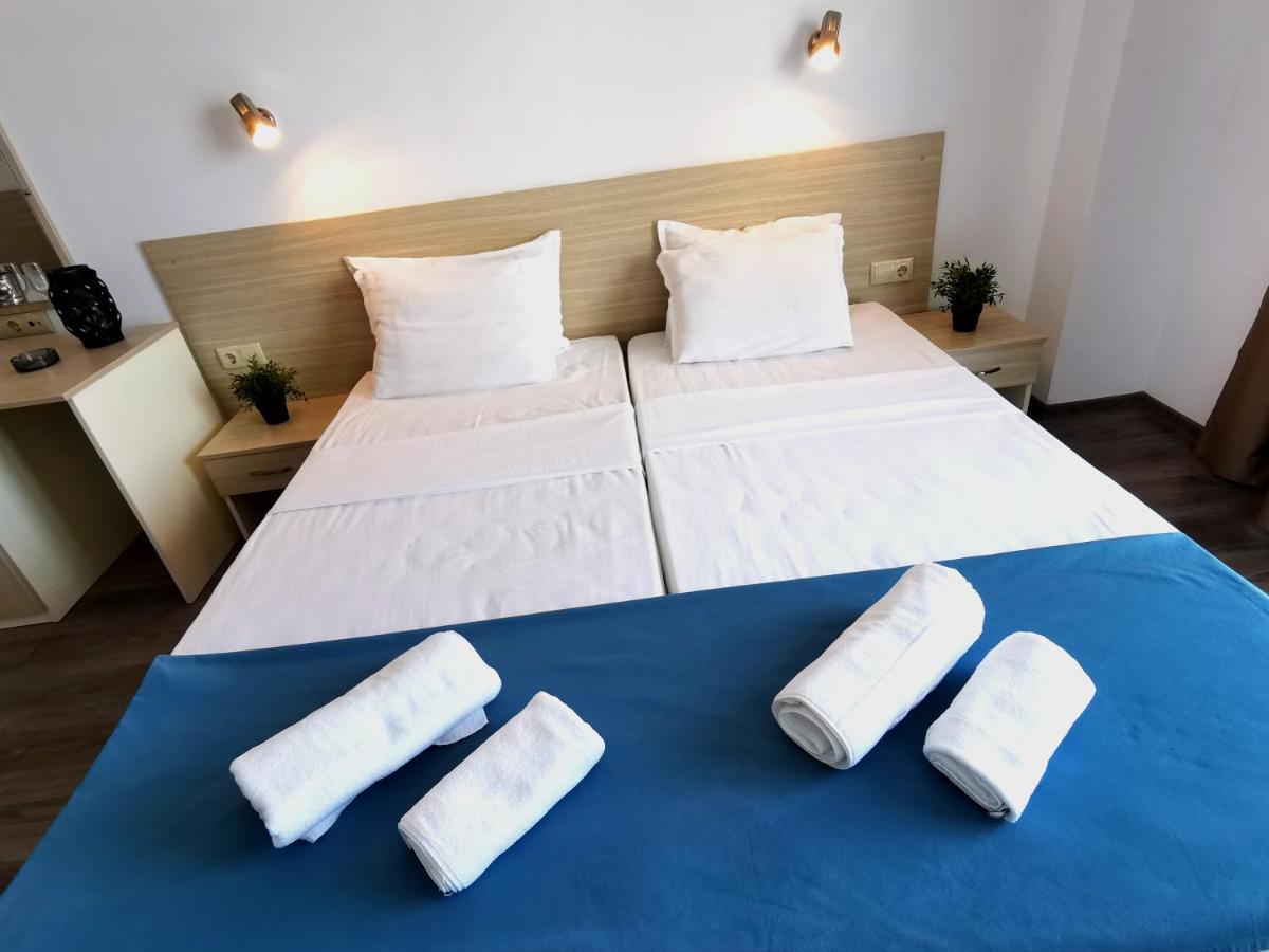 Hotel Largo Beach Slăntjev Brjag Exteriör bild