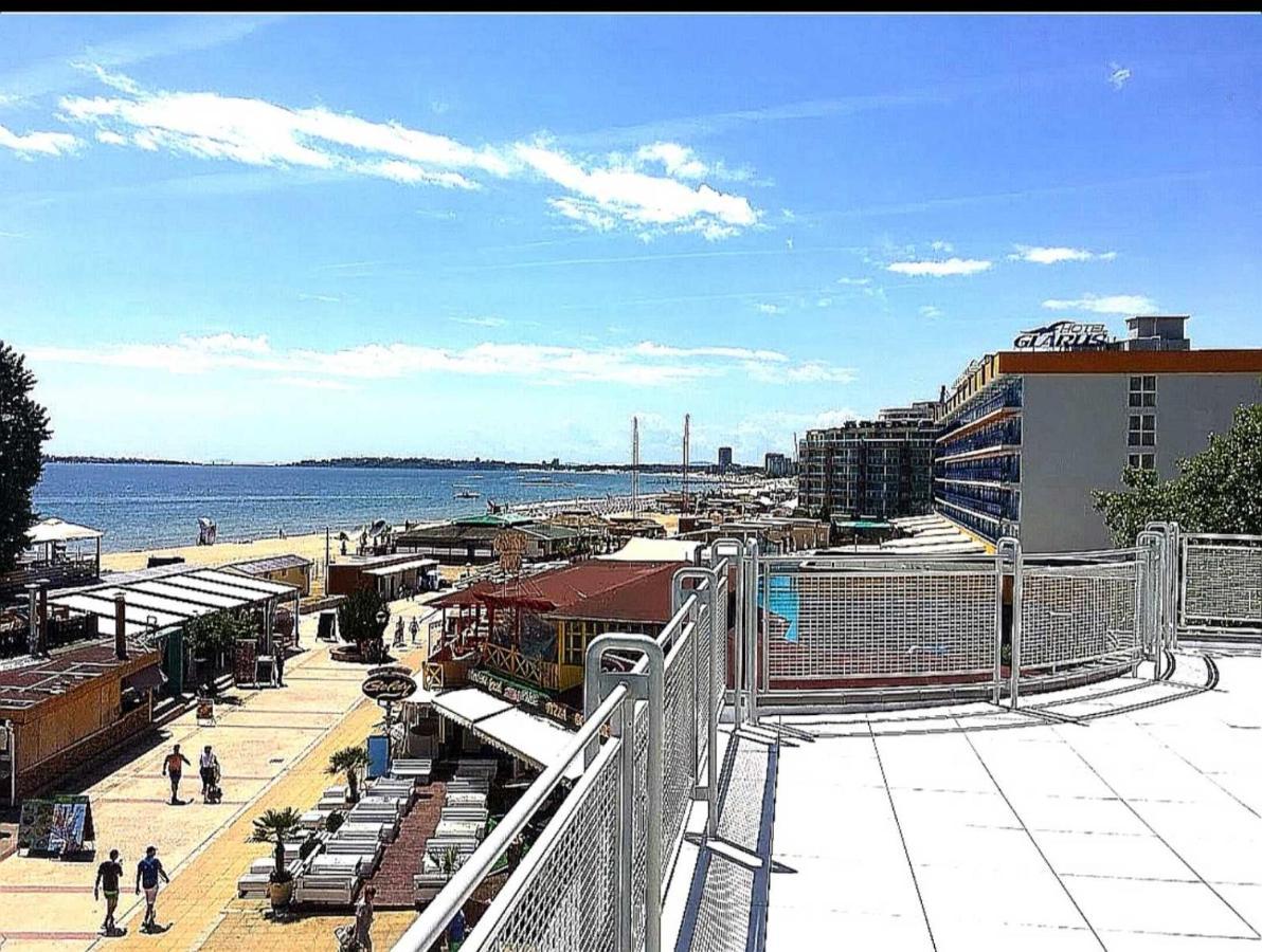 Hotel Largo Beach Slăntjev Brjag Exteriör bild