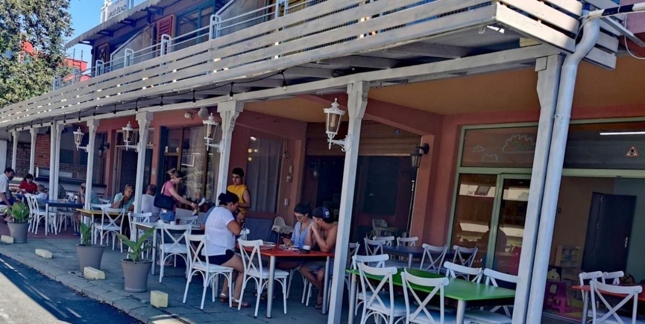 Hotel Largo Beach Slăntjev Brjag Exteriör bild