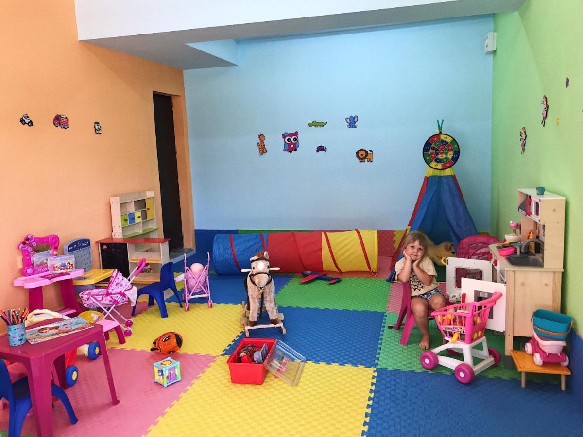 Hotel Largo Beach Slăntjev Brjag Exteriör bild